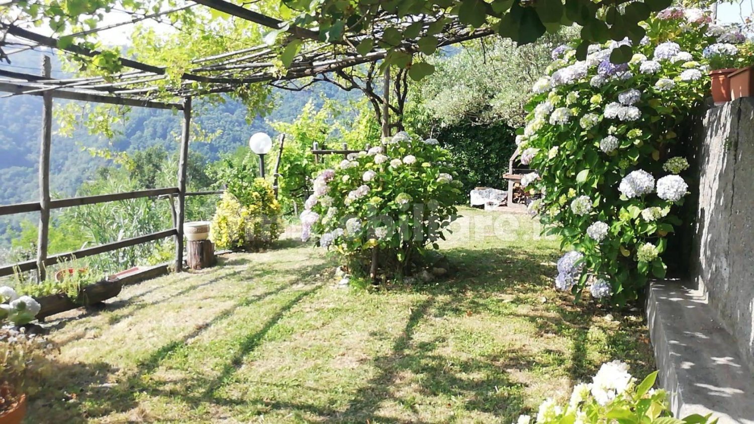 5 rooms Building in Tribogna, Italy No. 263111