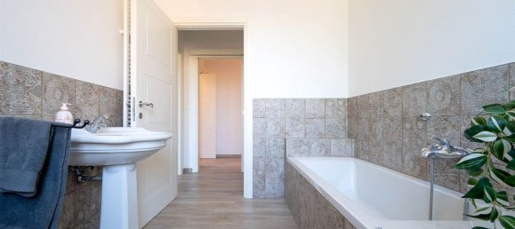 4غرفة شقة في Budrio, Italy رقم 262107 26