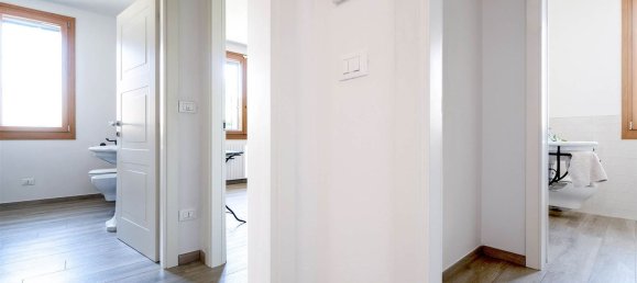 4غرفة شقة في Budrio, Italy رقم 262107 14