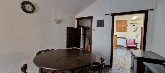 Квартира с 4 комнатами в Генуя, Италия № 237884 9