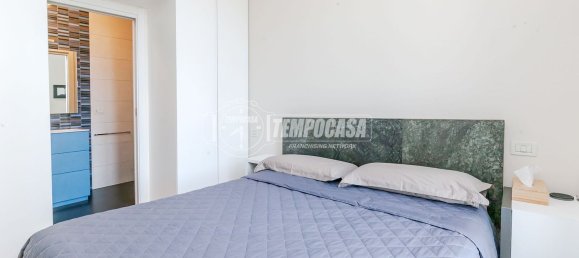 2 bedrooms Apartment in Milan, Italy No. 357837 17