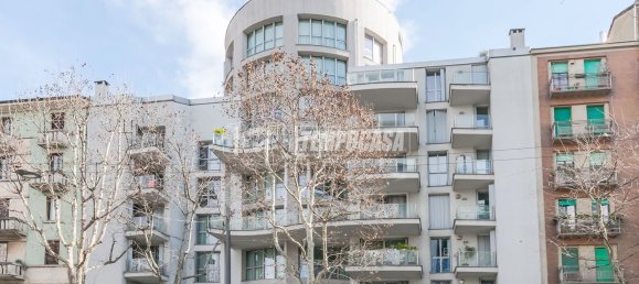 2 bedrooms Apartment in Milan, Italy No. 357837 21