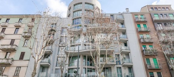 2 bedrooms Apartment in Milan, Italy No. 357837 20