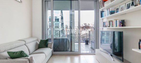 2 bedrooms Apartment in Milan, Italy No. 357837 2