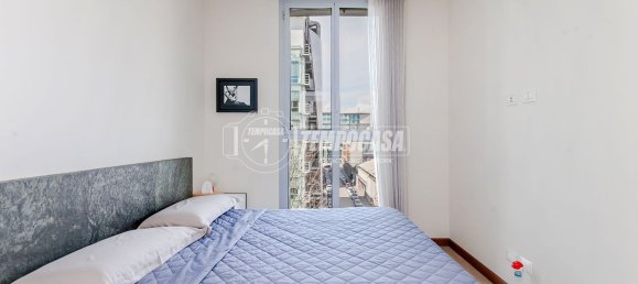 2 bedrooms Apartment in Milan, Italy No. 357837 18