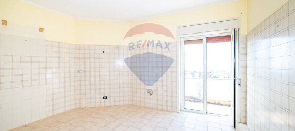 3 bedrooms Apartment in Catania, Italy No. 62000 3