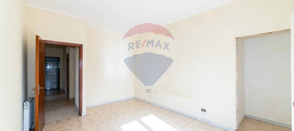 3 bedrooms Apartment in Catania, Italy No. 62000 28