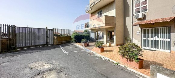 3 bedrooms Apartment in Catania, Italy No. 62000 5