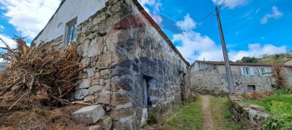 2 bedrooms House in Santiago de Piaes, Portugal No. 168027 13