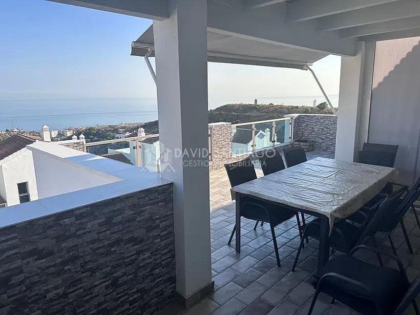 3 bedrooms Penthouse in Rincon de la Victoria, Spain No. 200269