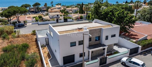 5 bedrooms House in Guia, Portugal No. 144506 18