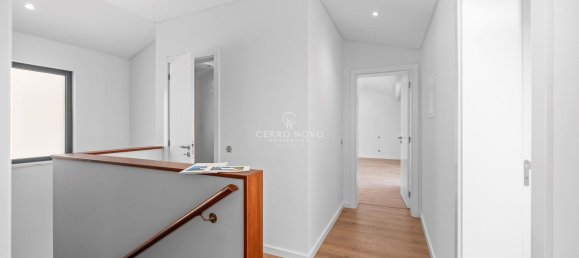 5 bedrooms House in Guia, Portugal No. 144506 13