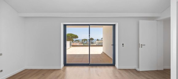 5 bedrooms House in Guia, Portugal No. 144506 6