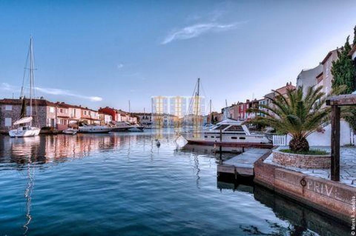 3 bedrooms Condo in Grimaud, France No. 13823