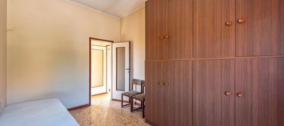 Villa de 3 divisões em Parabiago, Italy N.º 307146 19