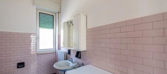 Villa de 3 divisões em Parabiago, Italy N.º 307146 28