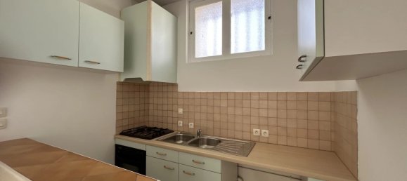 Здание с 2 спальнями в Савинье-сюр-Латан, Франция № 74626 4