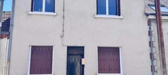 3 bedrooms House in Romorantin-Lanthenay, France No. 302954 3