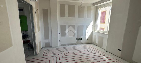 3 rooms Apartment in Brescia, Italy No. 24453 21