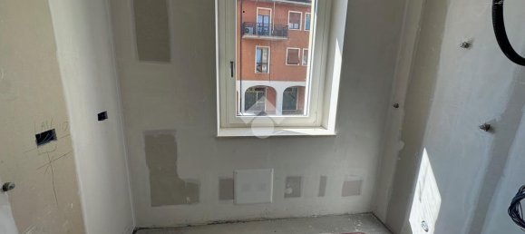 3 rooms Apartment in Brescia, Italy No. 24453 11