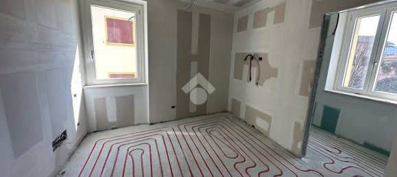 3 rooms Apartment in Brescia, Italy No. 24453 19