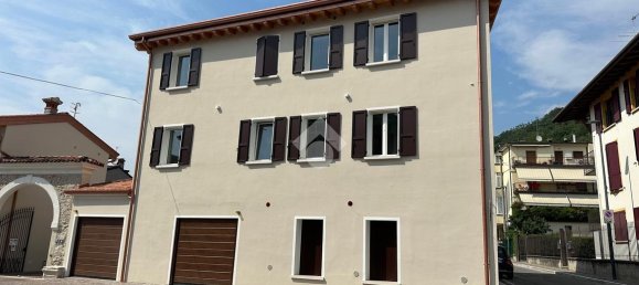 3 rooms Apartment in Brescia, Italy No. 24453 4