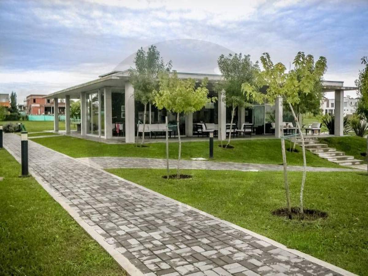  Land in Pilar, Argentina No. 121302