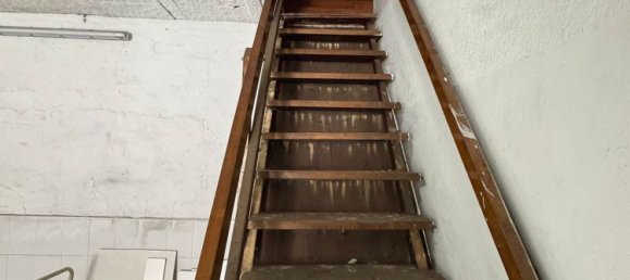 Gewerbliche Immobilie in Badalona, Spain 184m², Nr. 23804 16