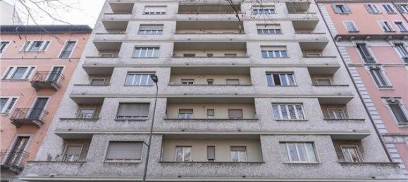 4 bedrooms Apartment in Milan, Italy No. 249430 2