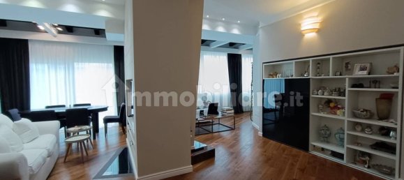 2 bedrooms Penthouse in Benevento, Italy No. 347677 3