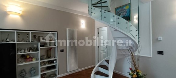 2 bedrooms Penthouse in Benevento, Italy No. 347677 5