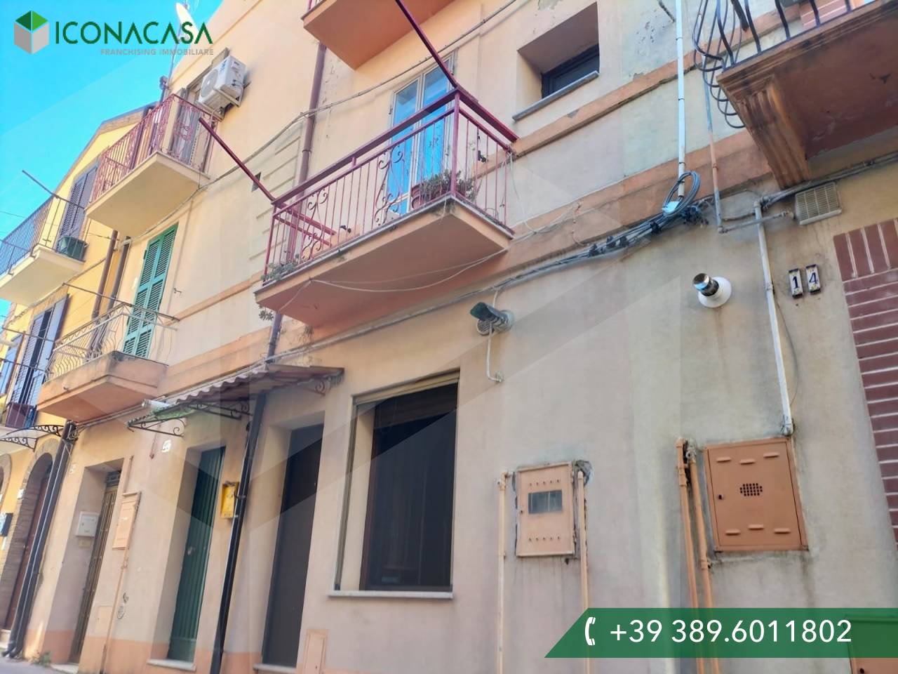 4 rooms House in Vasto, Italy No. 26851