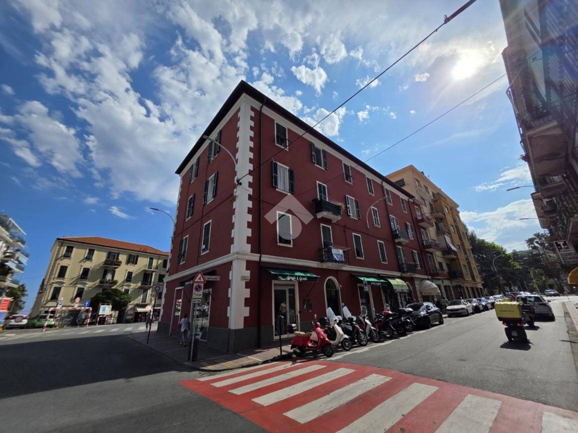 3 bedrooms Apartment in Taggia, Italy No. 280888