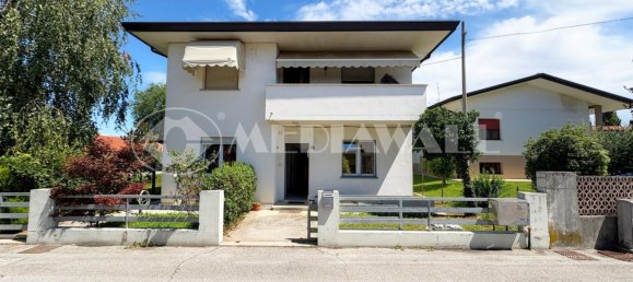 2 bedrooms House in Pordenone, Italy No. 261803 19