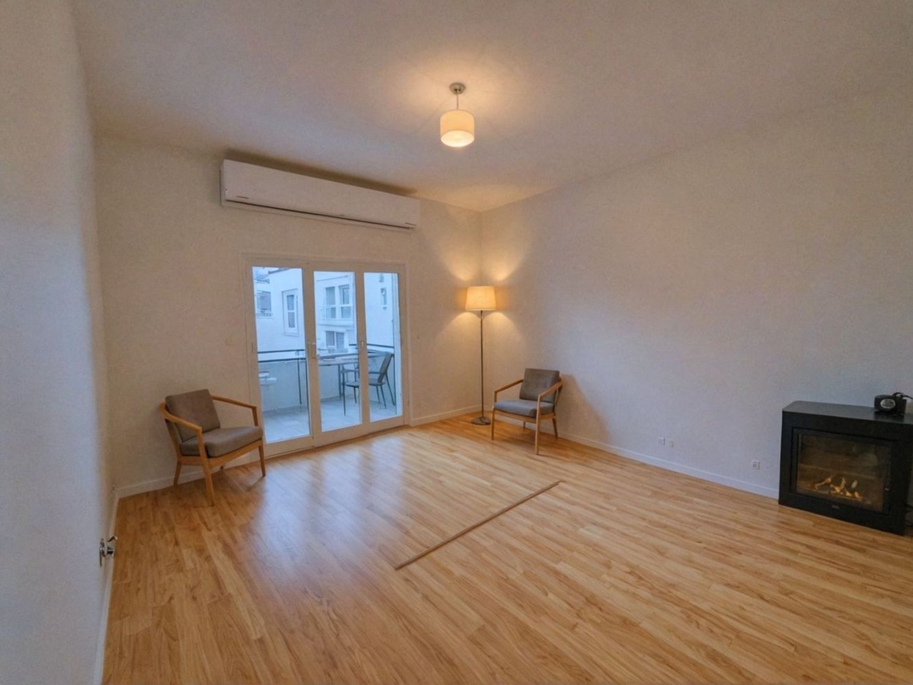 Квартира с 4 комнатами в Овада, Италия № 274063