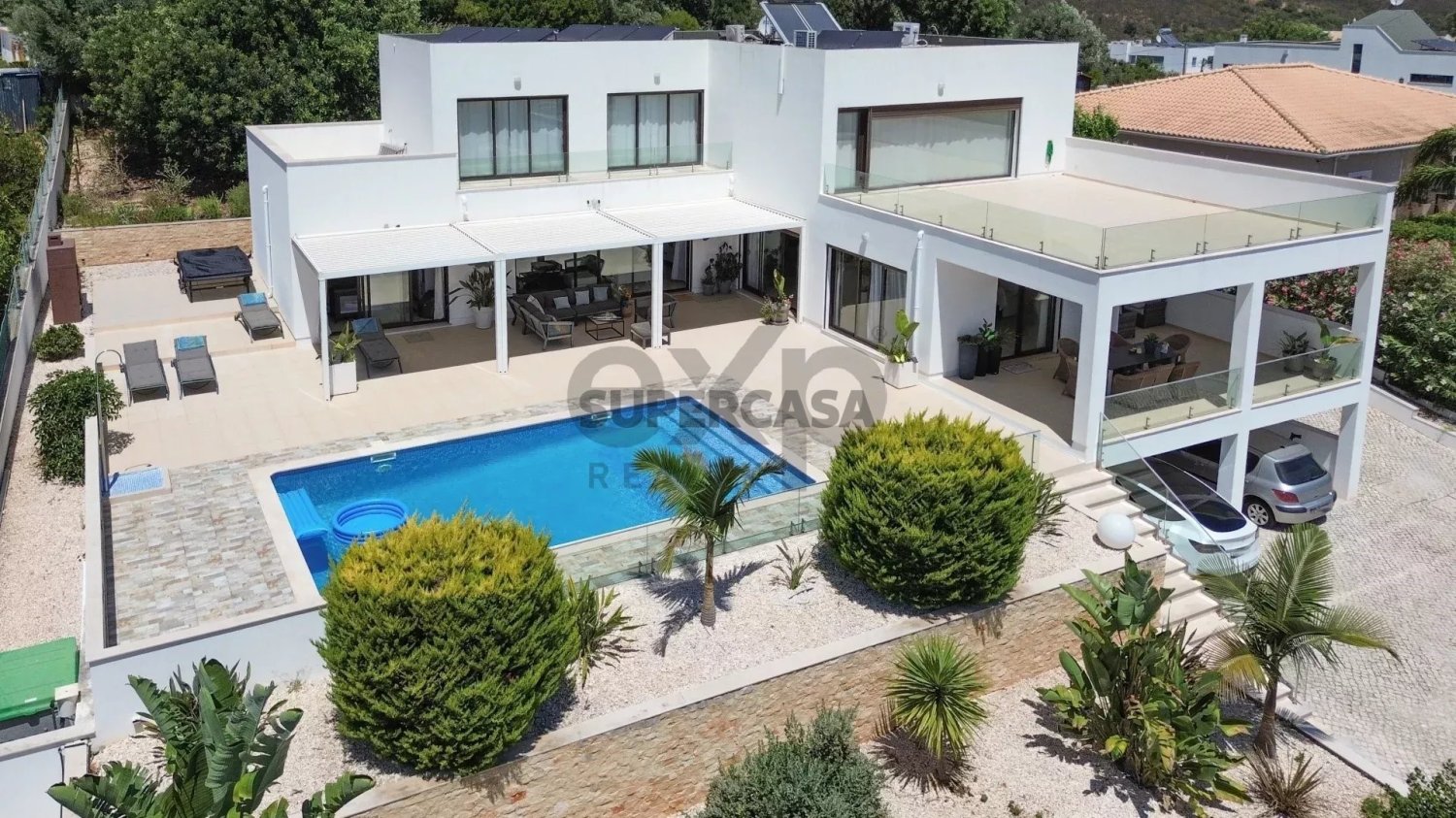 Casa de 4 dormitorios en Mexilhoeira Grande, Portugal No. 251508