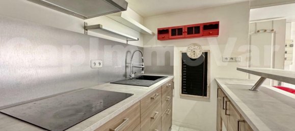 1 bedroom Apartment in Le Beausset, France No. 349852 4