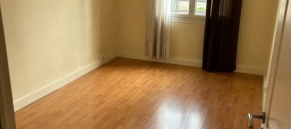 2 Schlafzimmer Wohnung in Buc, France, Nr. 122040 8