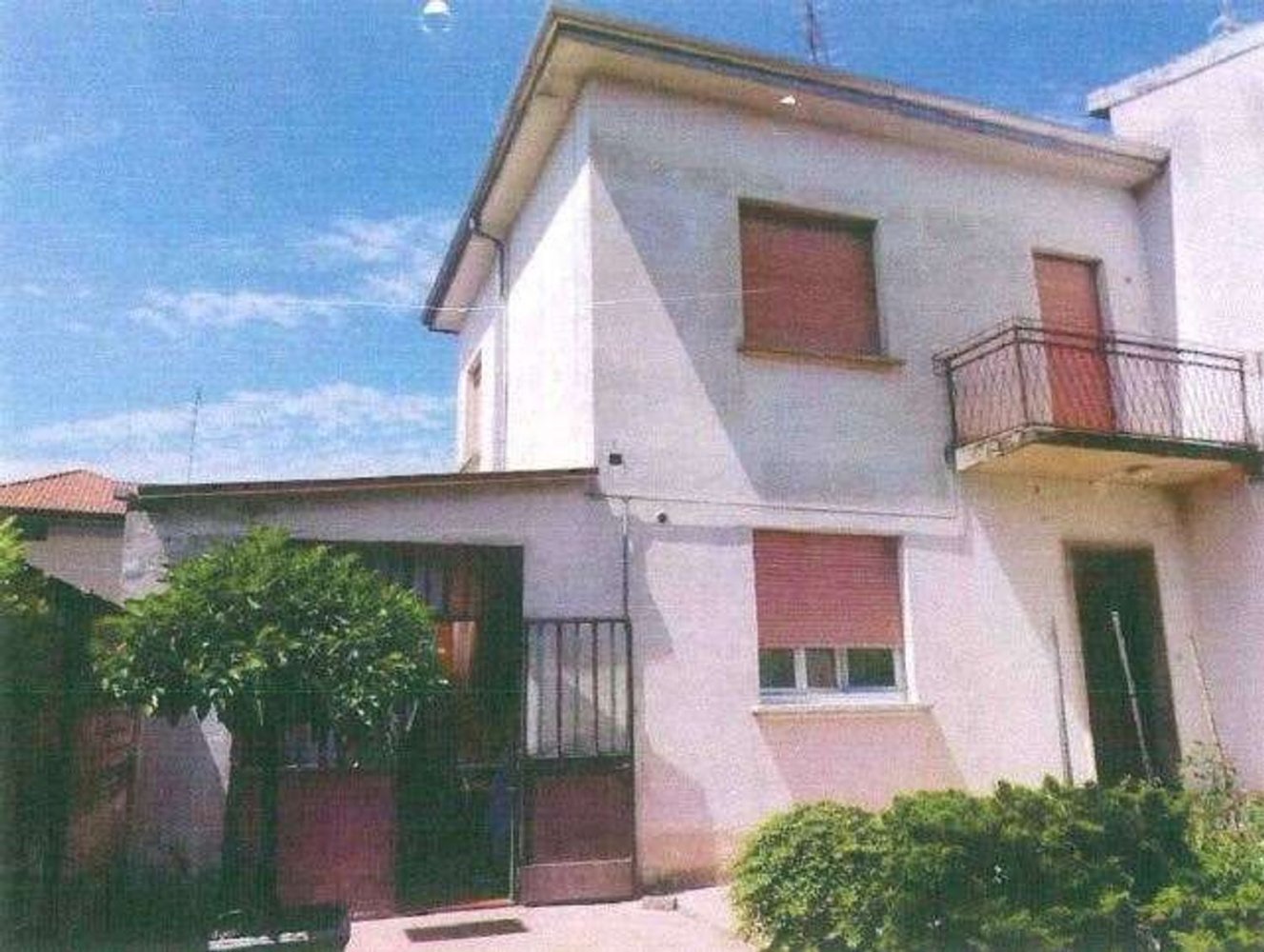 Вилла с 6 комнатами в Моццате, Италия № 3942