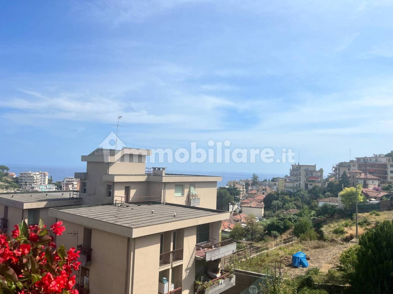 2 Schlafzimmer Wohnung in Sanremo, Italy, Nr. 368924