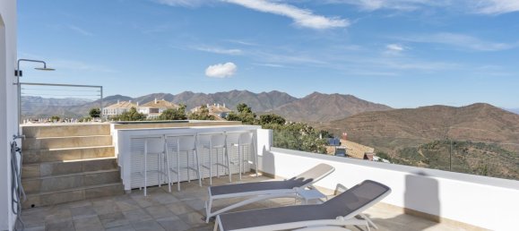 3 bedrooms Townhouse in Marbella, Spain No. 146299 35