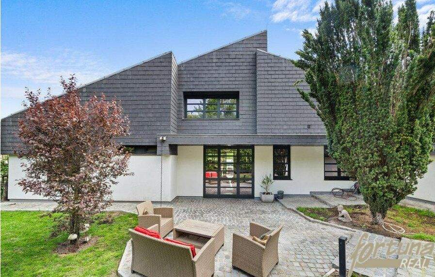 Villa de 8 divisões em Hinterbruhl, Austria N.º 147614