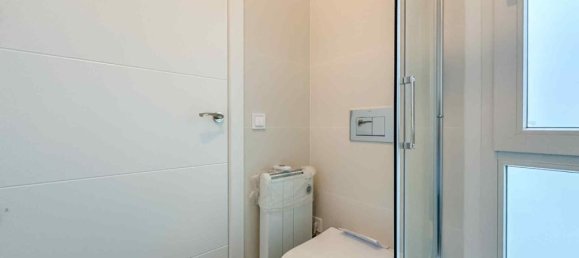 1 bedroom Apartment in Madrid, Spain No. 217875 15