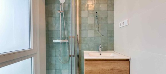 1 bedroom Apartment in Madrid, Spain No. 217875 16