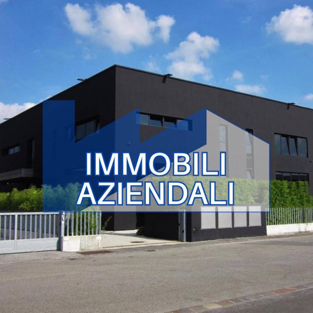 970m² Warehouse in Fidenza, Italy No. 269991
