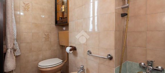 3 bedrooms Apartment in Turin, Italy No. 327690 20