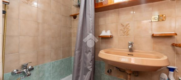 3 bedrooms Apartment in Turin, Italy No. 327690 19