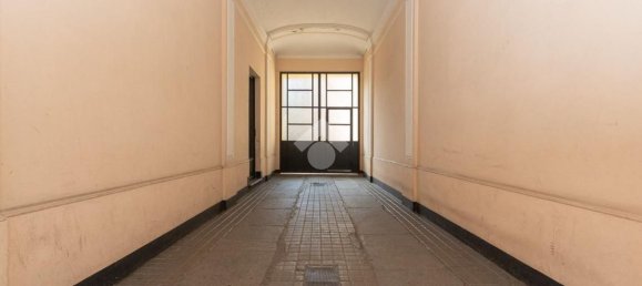 3 bedrooms Apartment in Turin, Italy No. 327690 24