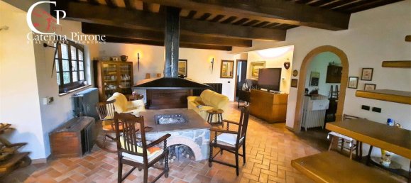 5 bedrooms House in Montieri, Italy No. 127217 18