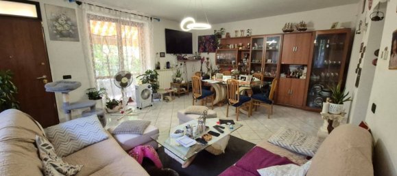 2 Schlafzimmer Wohnung in Clivio, Italy, Nr. 266366 2